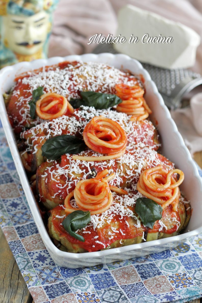 Involtini di spaghetti alla Norma