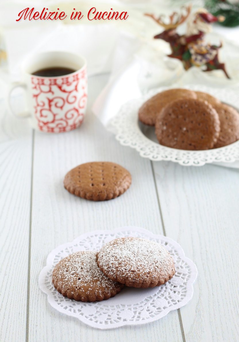 Biscotti al Cacao Semplici e Veloci