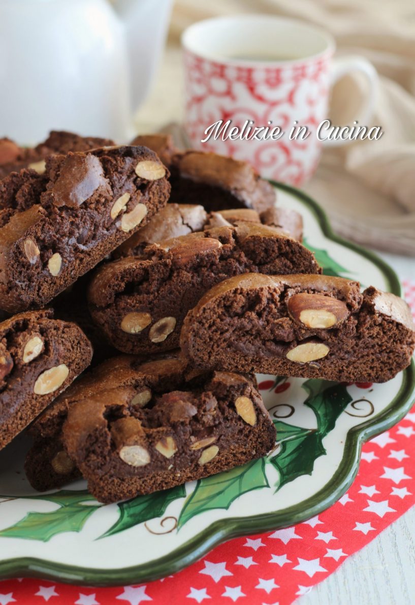 biscotti speziati al cacao e mandorle