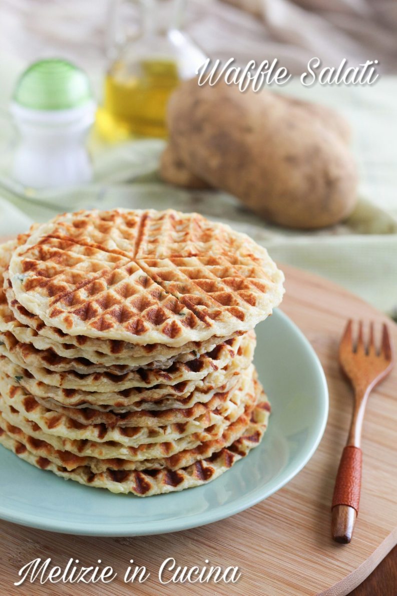 Waffle salati di patate