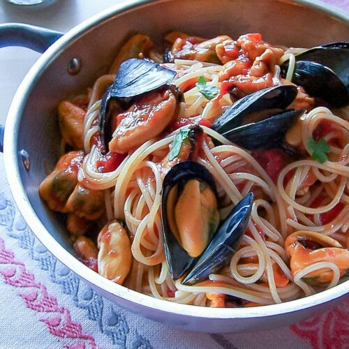 Spaghetti con le cozze facili e buonissimi
