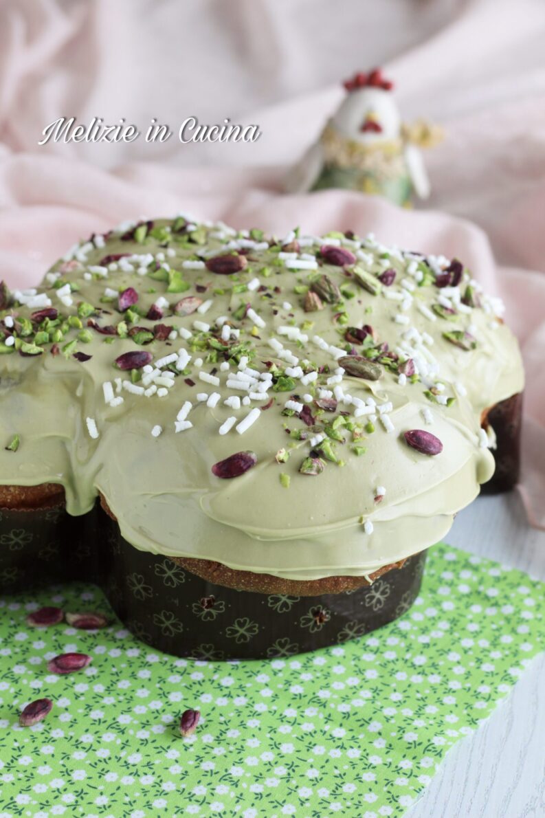 Colomba con cremosa al pistacchio