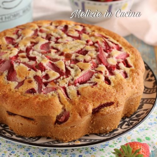 Torta della nonna con frutta